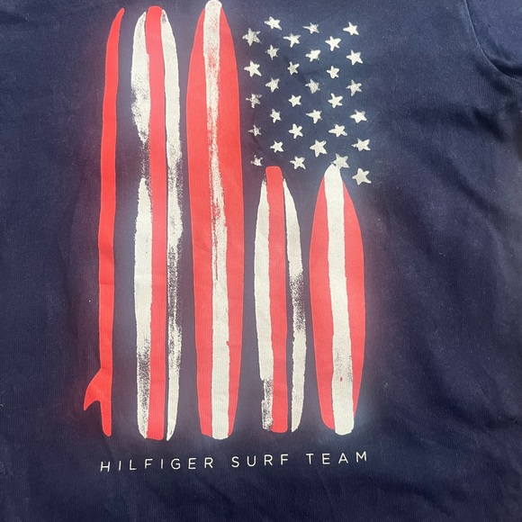 Tommy Hilfiger Tee 4T - Picture 2 of 5